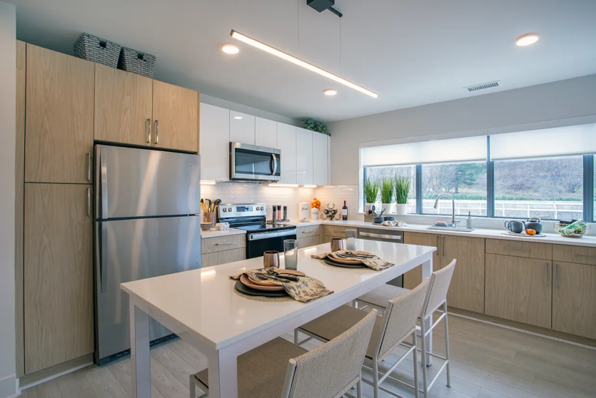 Large Windowed Kitchen in Model 207