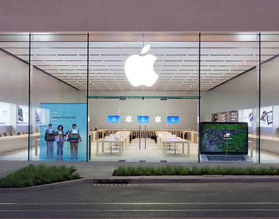 Apple Store Opening: Ridge Hill - Yonkers, NY