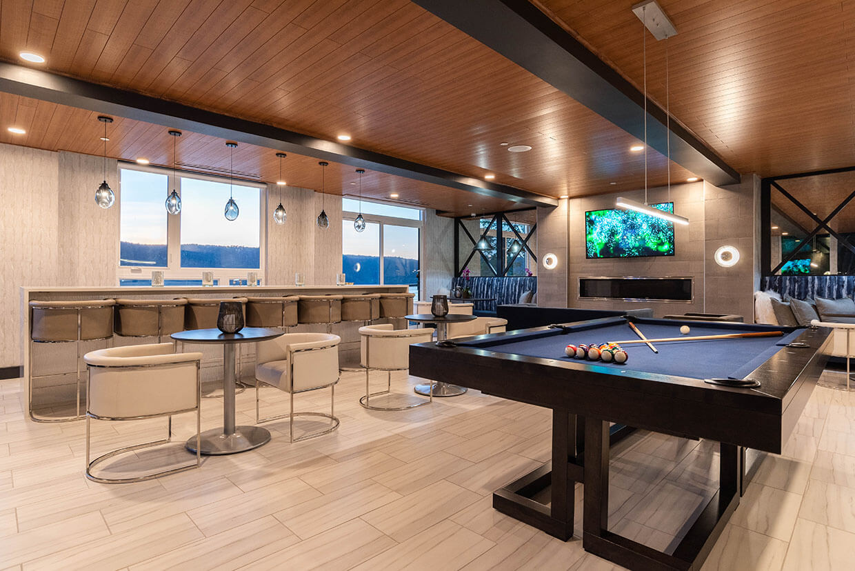 Stratus Building Features – Club Lounge Party Room with Bar & Billiards